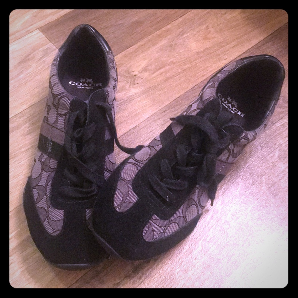 Like new coach sneakers. Only worn once.